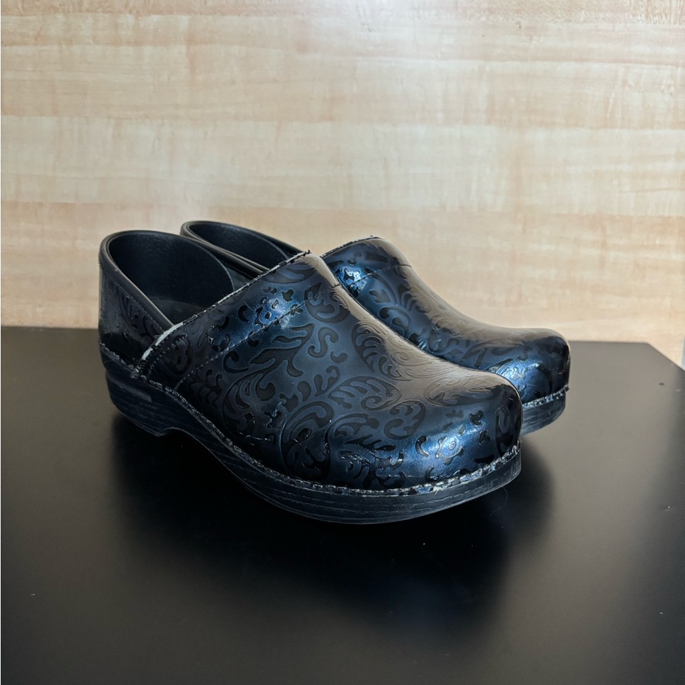Dansko Black Patterned Women's Clogs